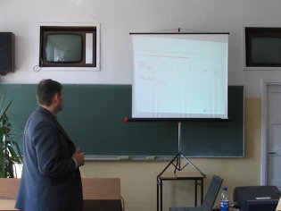 Prezentacj multimedialn przedstawi pan Piotr Korus