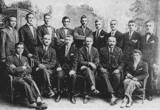 Nauczyciele i absolwenci Szkoły Rzemieślniczo-Przemysłowej Nauczyciele i absolwenci Szkoły Rzemieślniczo-Przemysłowej