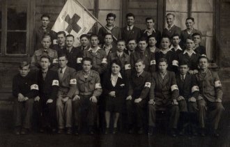 III.1948r. - Koło Młodzieży PCK - opiekun p.Sałatowska